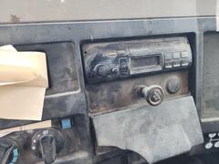 1993 INTERNATIONAL 4700  4x2 - Image 16