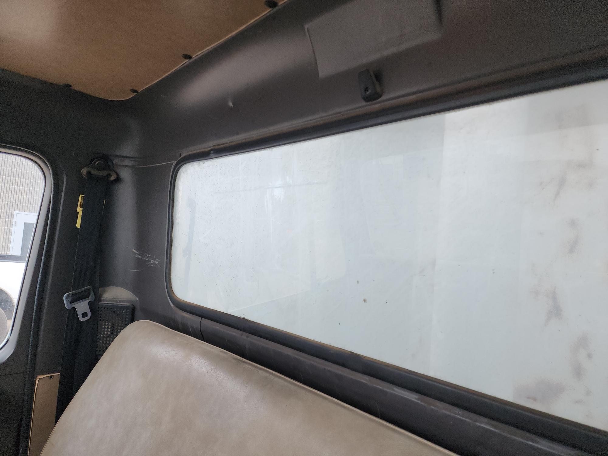 1993 INTERNATIONAL 4700  4x2 - view 19 of 41