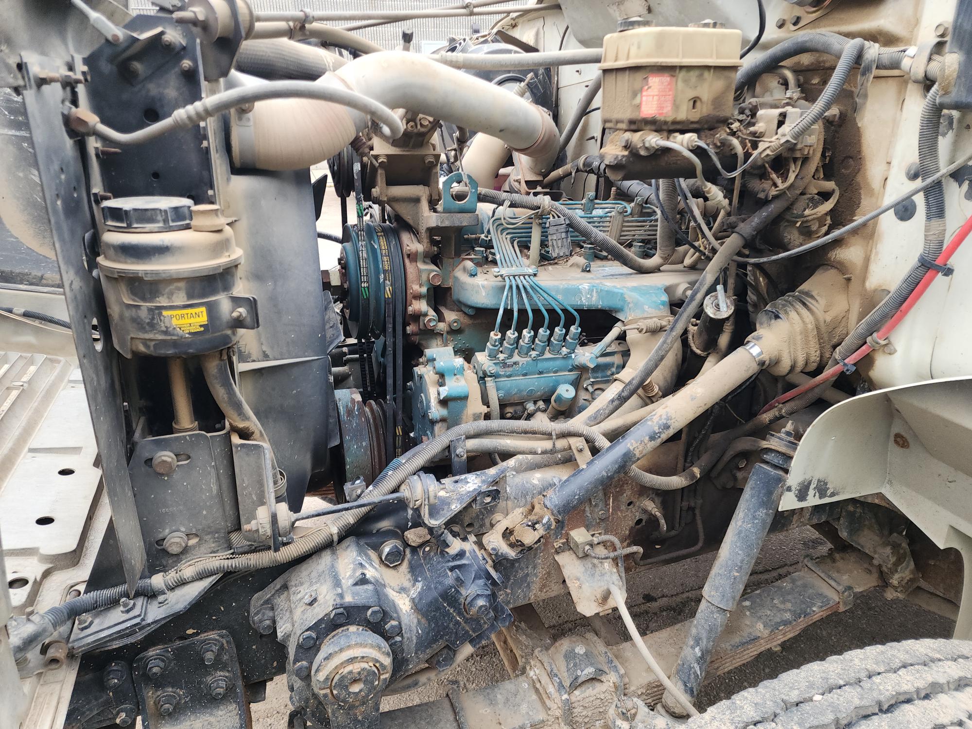 1993 INTERNATIONAL 4700  4x2 - Image 23