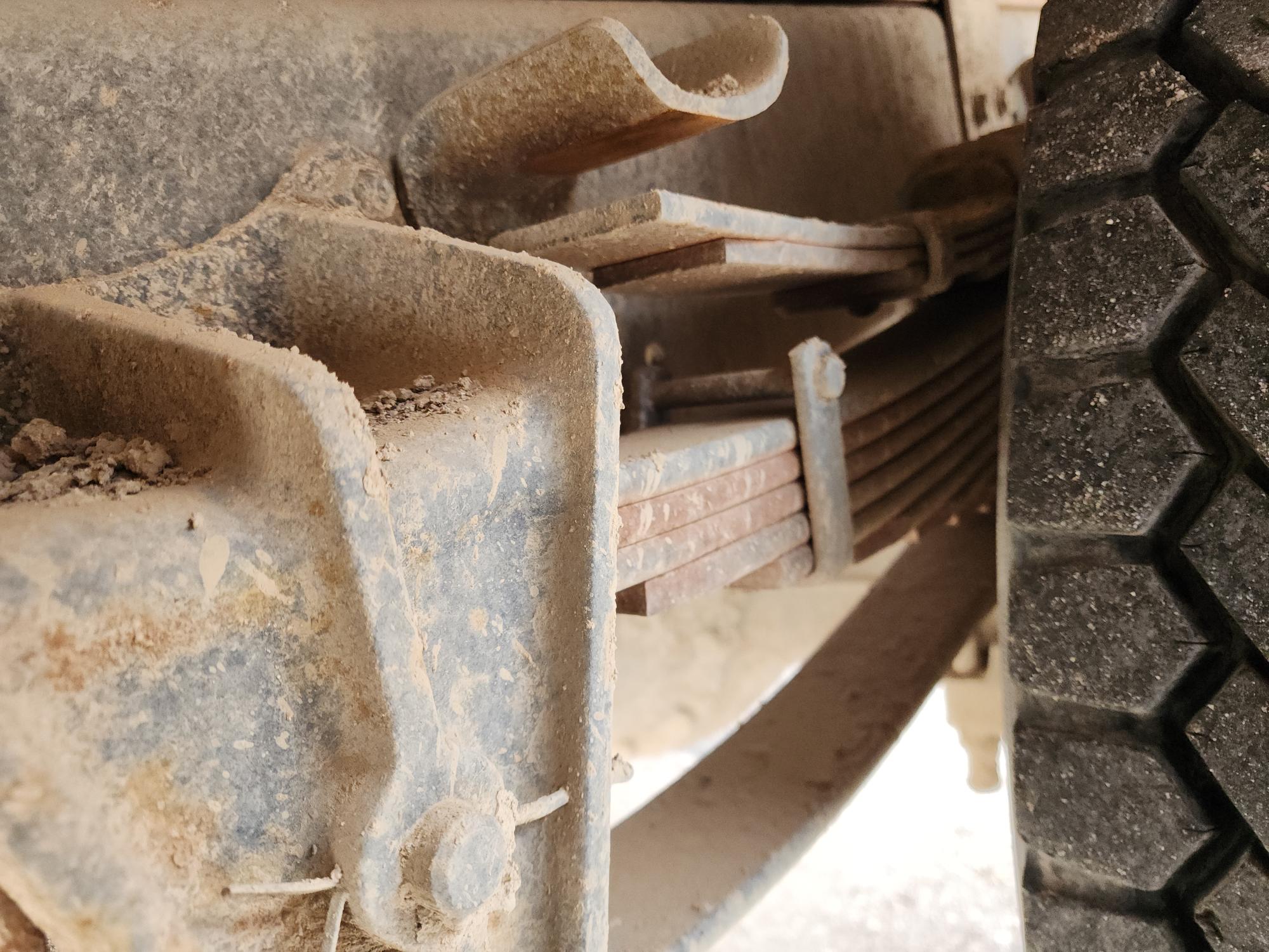 1993 INTERNATIONAL 4700  4x2 - Image 41