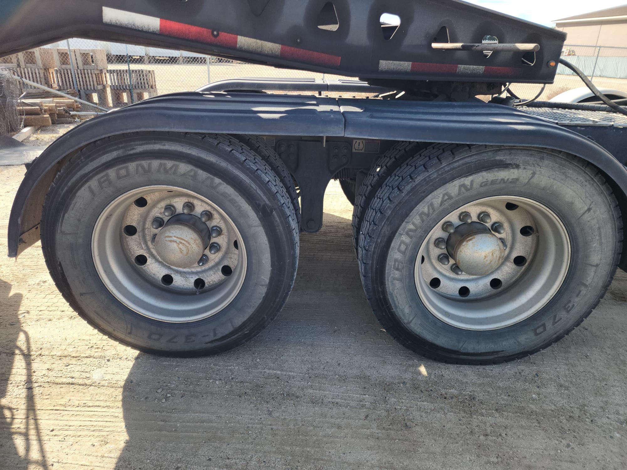 2021 KENWORTH T880 - Image 40