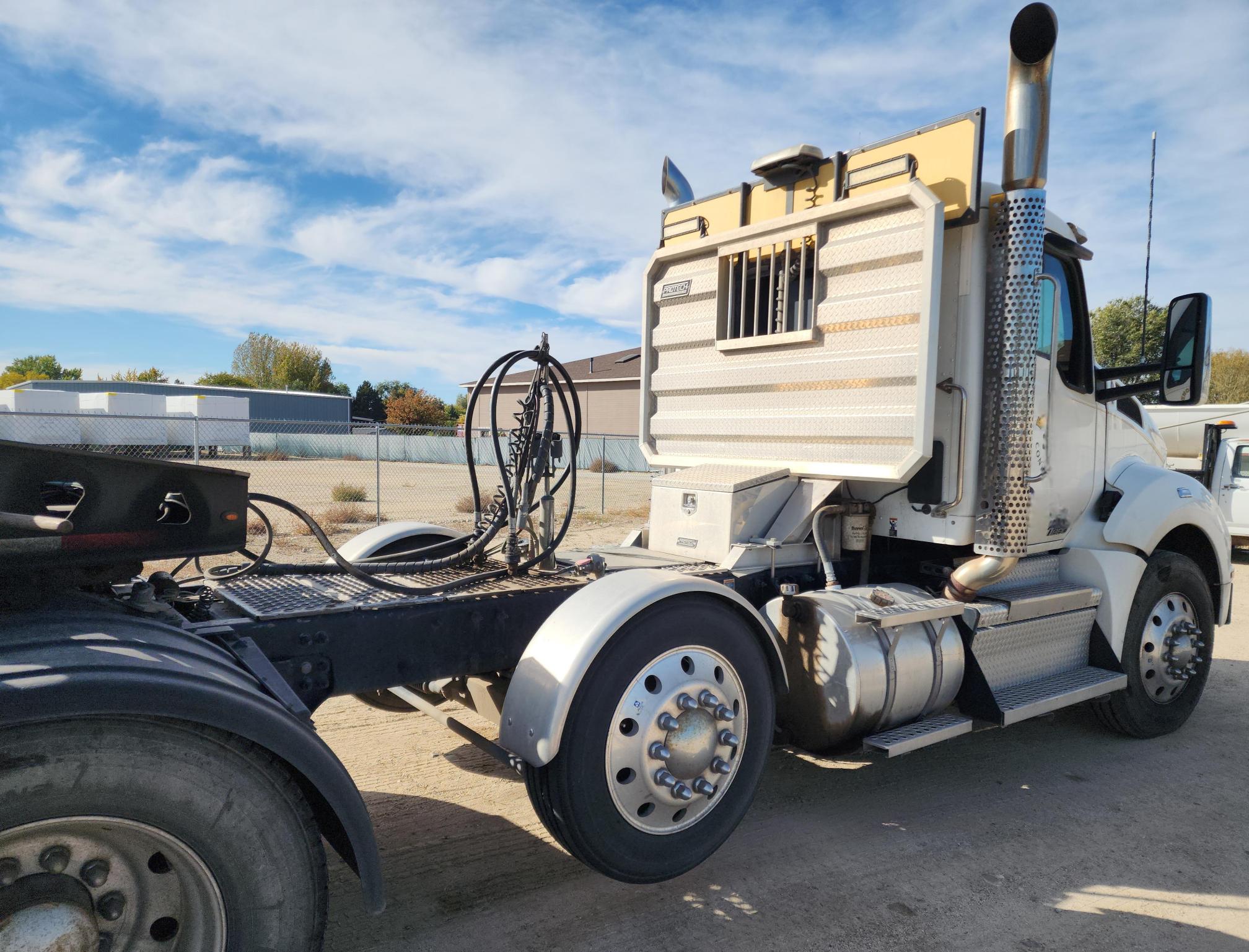 2021 KENWORTH T880 - Image 7