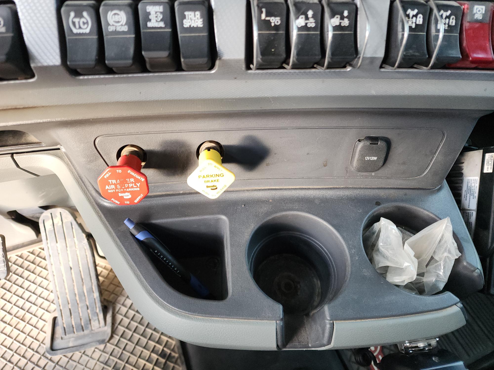 2021 KENWORTH T880 - Image 15