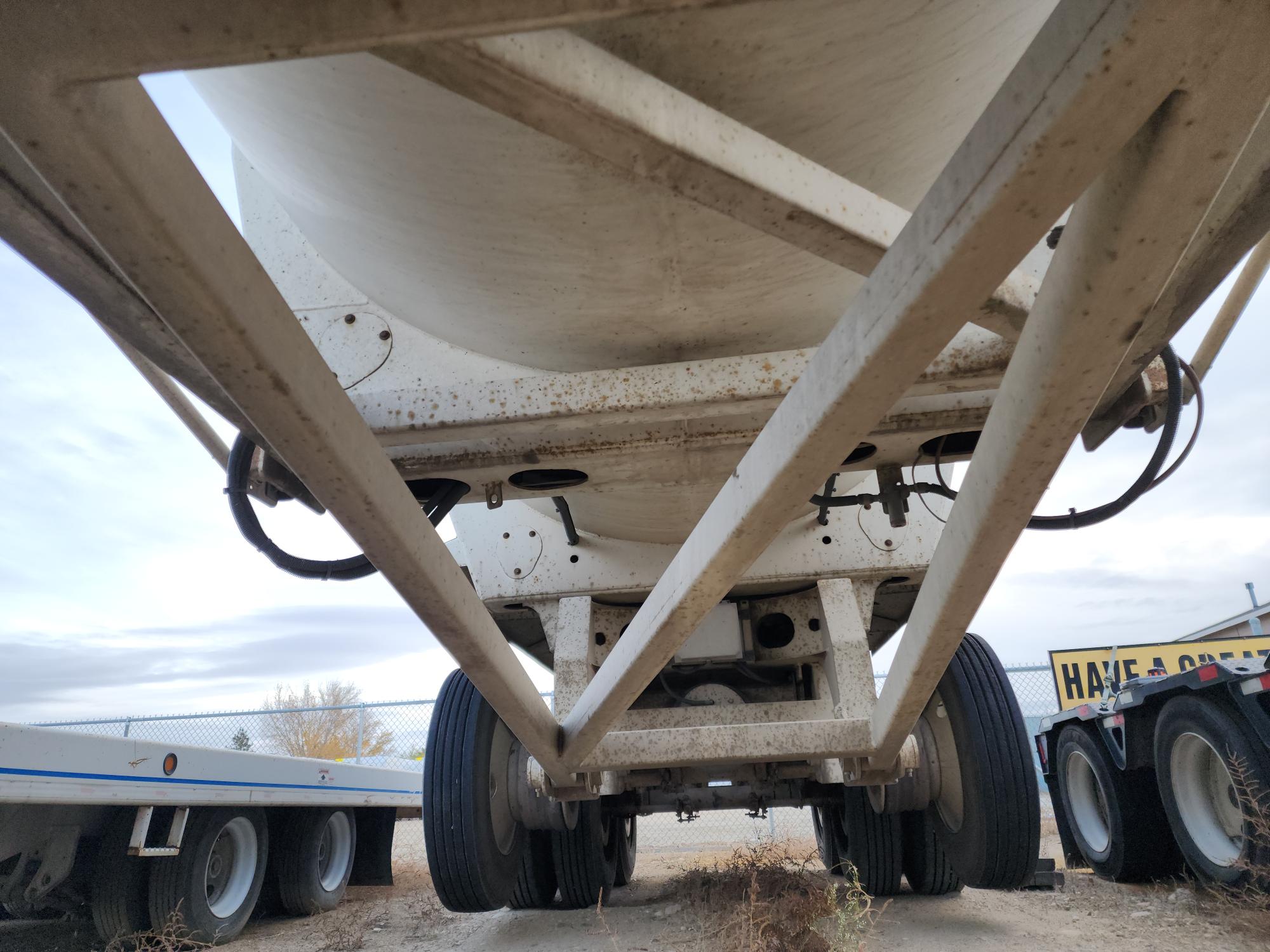 2022 DRAGON 36' x 102" - view 11 of 21