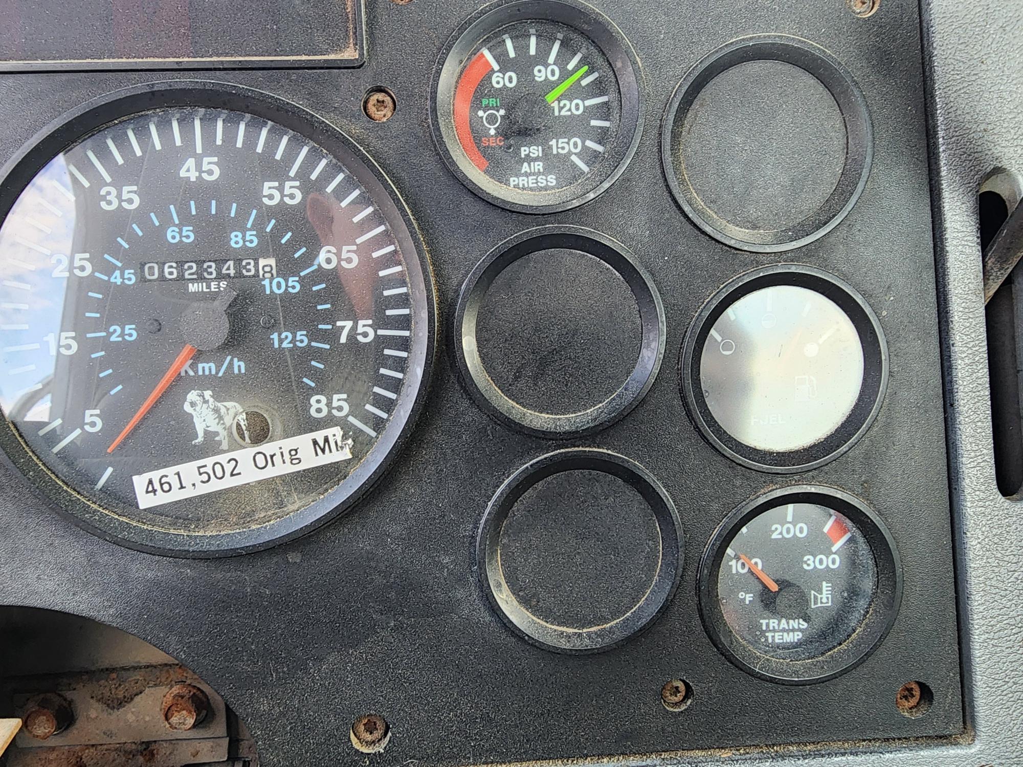 1998 MACK CH613 - Image 15