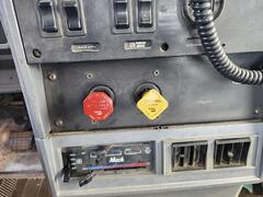 1998 MACK CH613 - Image 17