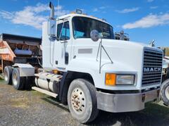1998 MACK CH613 - Image 1