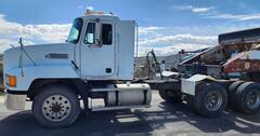 1998 MACK CH613 - Image 3