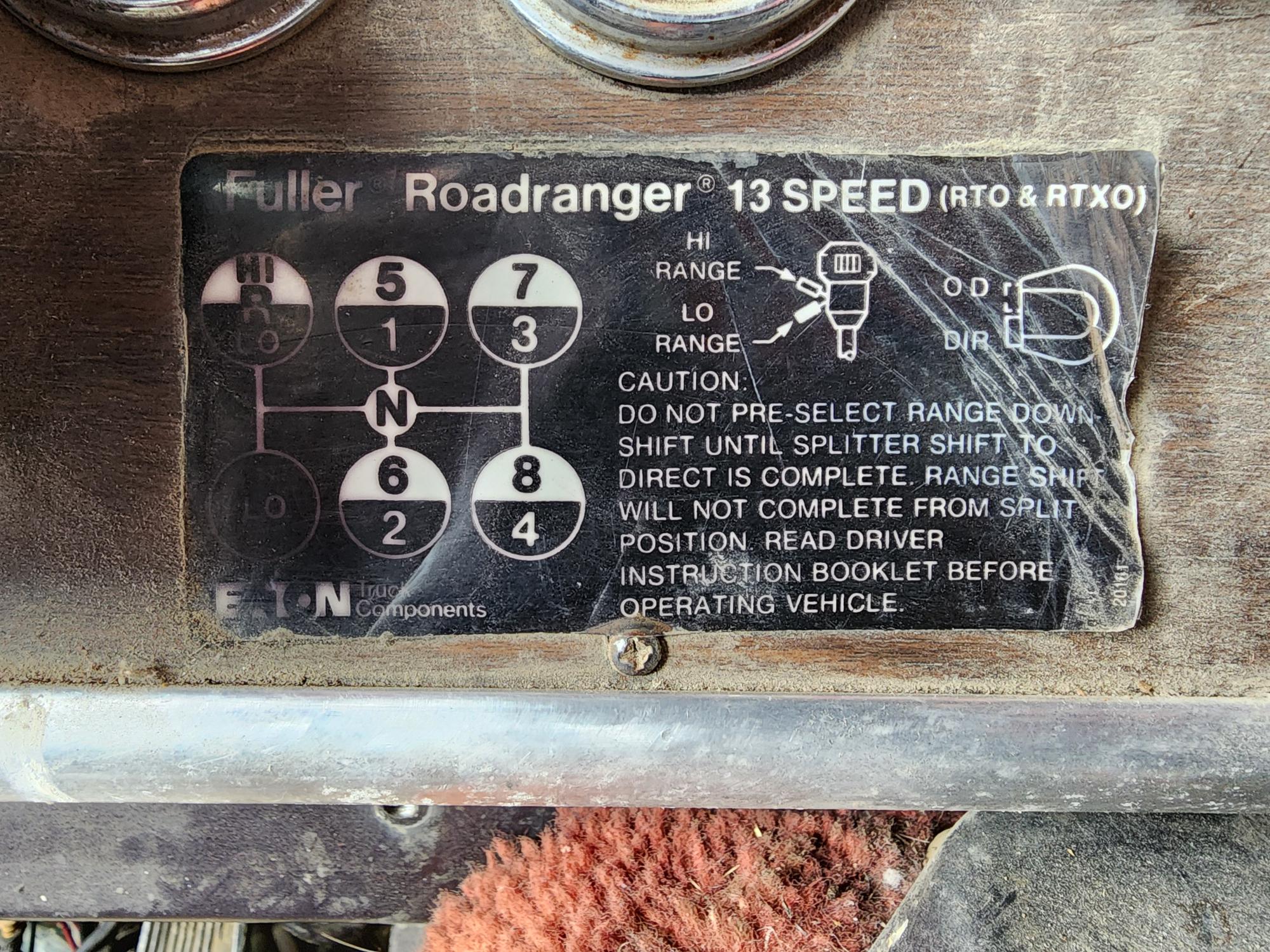 1985 PETERBILT 362 - Image 17