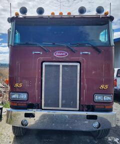 1985 PETERBILT 362 - Image 2