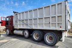 1985 PETERBILT 362 - Image 4