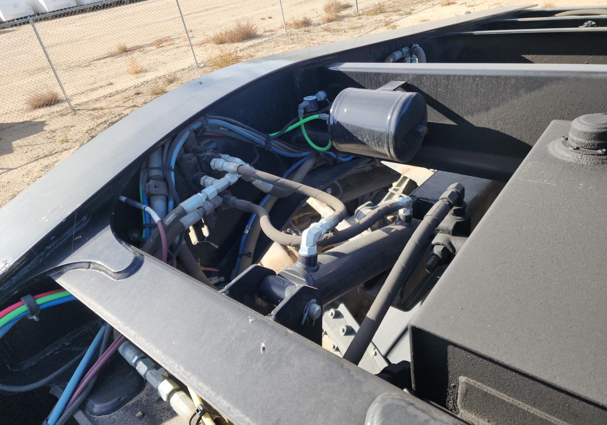 2021 TRAIL KING 53' x102 - view 8 of 31