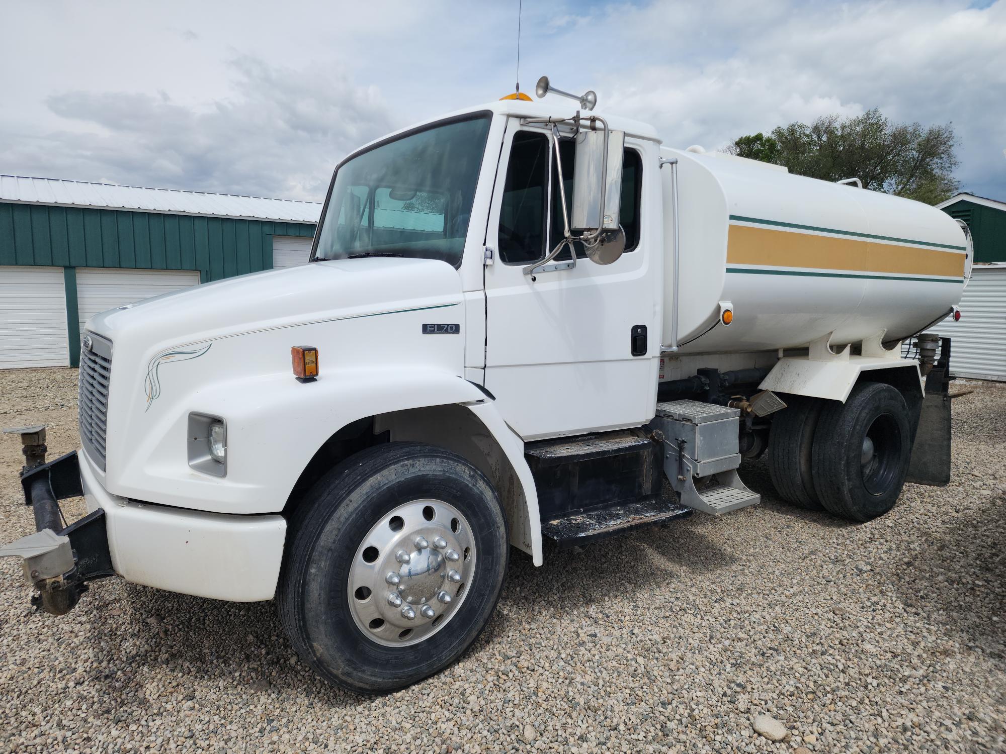 1999 FREIGHTLINER FL70