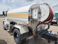 1999 FREIGHTLINER FL70 - Image 2