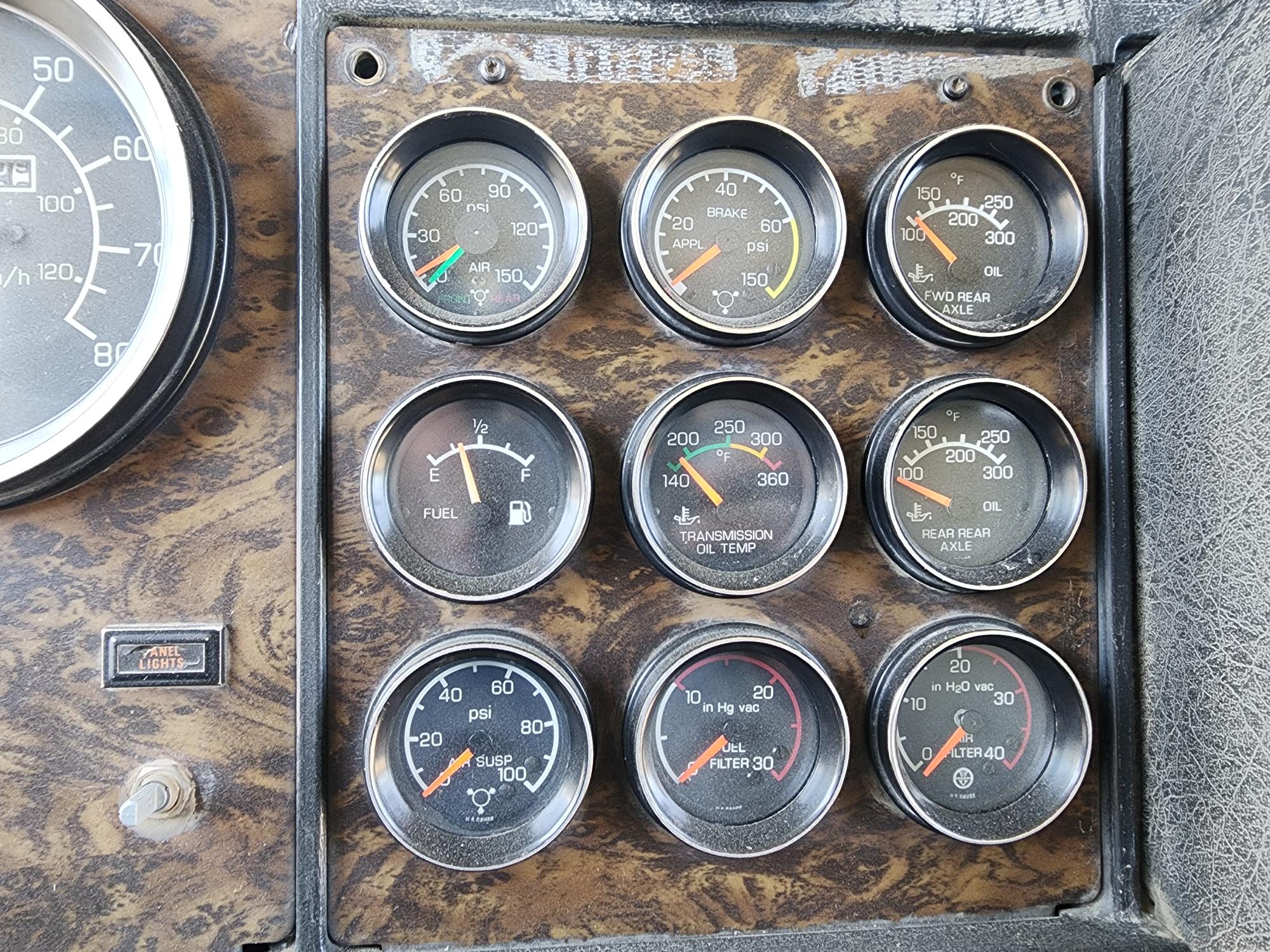 1997 KENWORTH T800 Transfer Dump - view 9 of 32