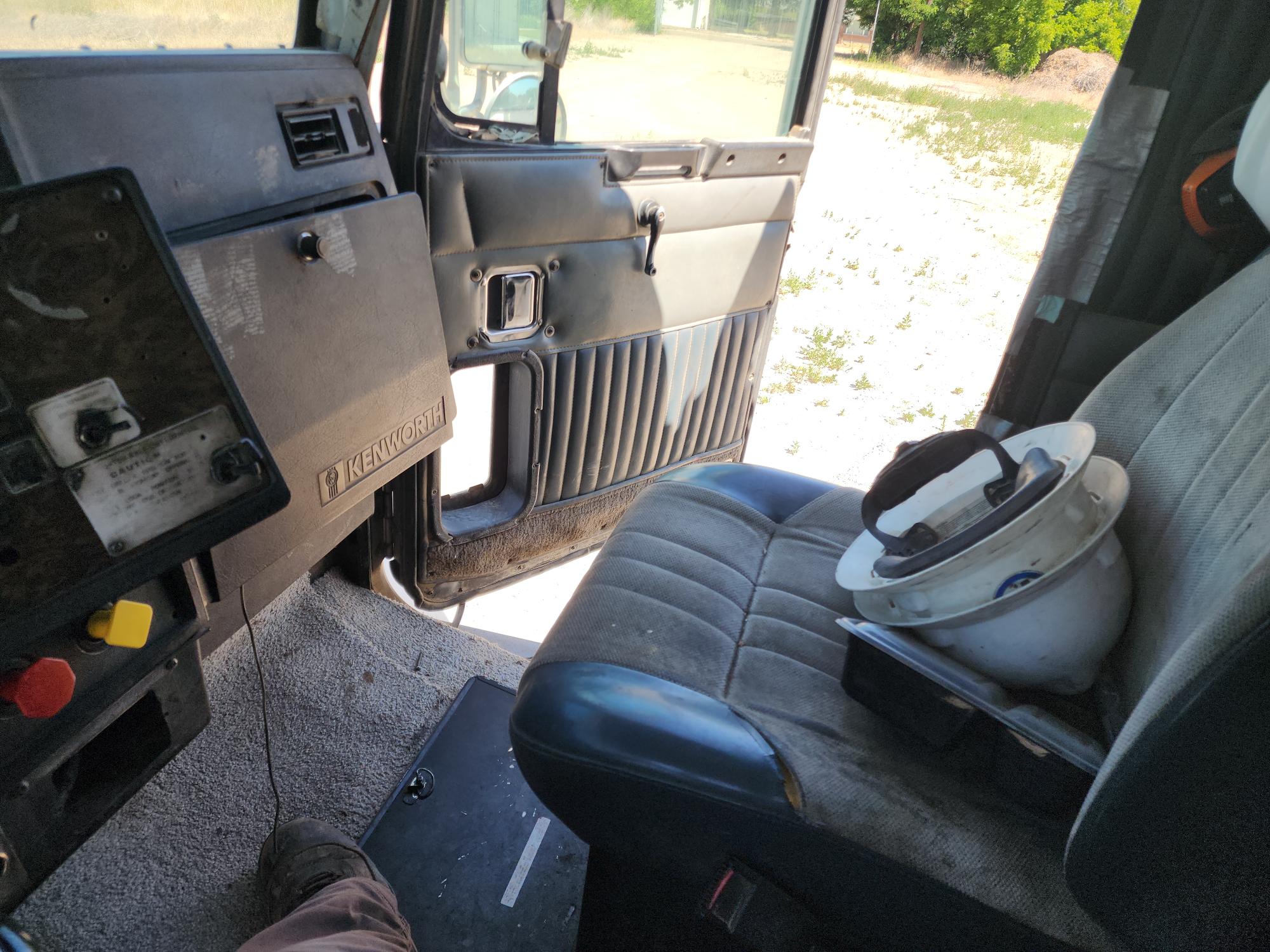 1997 KENWORTH T800 Transfer Dump - Image 11