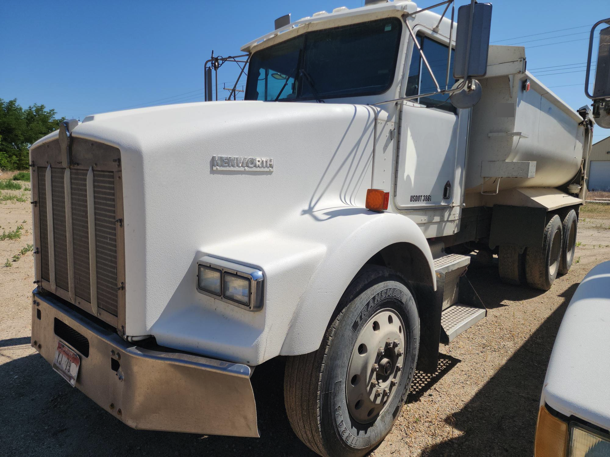 1997 KENWORTH T800 Transfer Dump - view 1 of 32