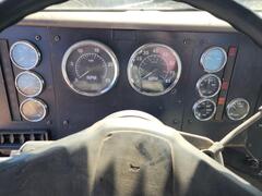 1998 INTERNATIONAL 9100 6x4 Day Cab - Image 7