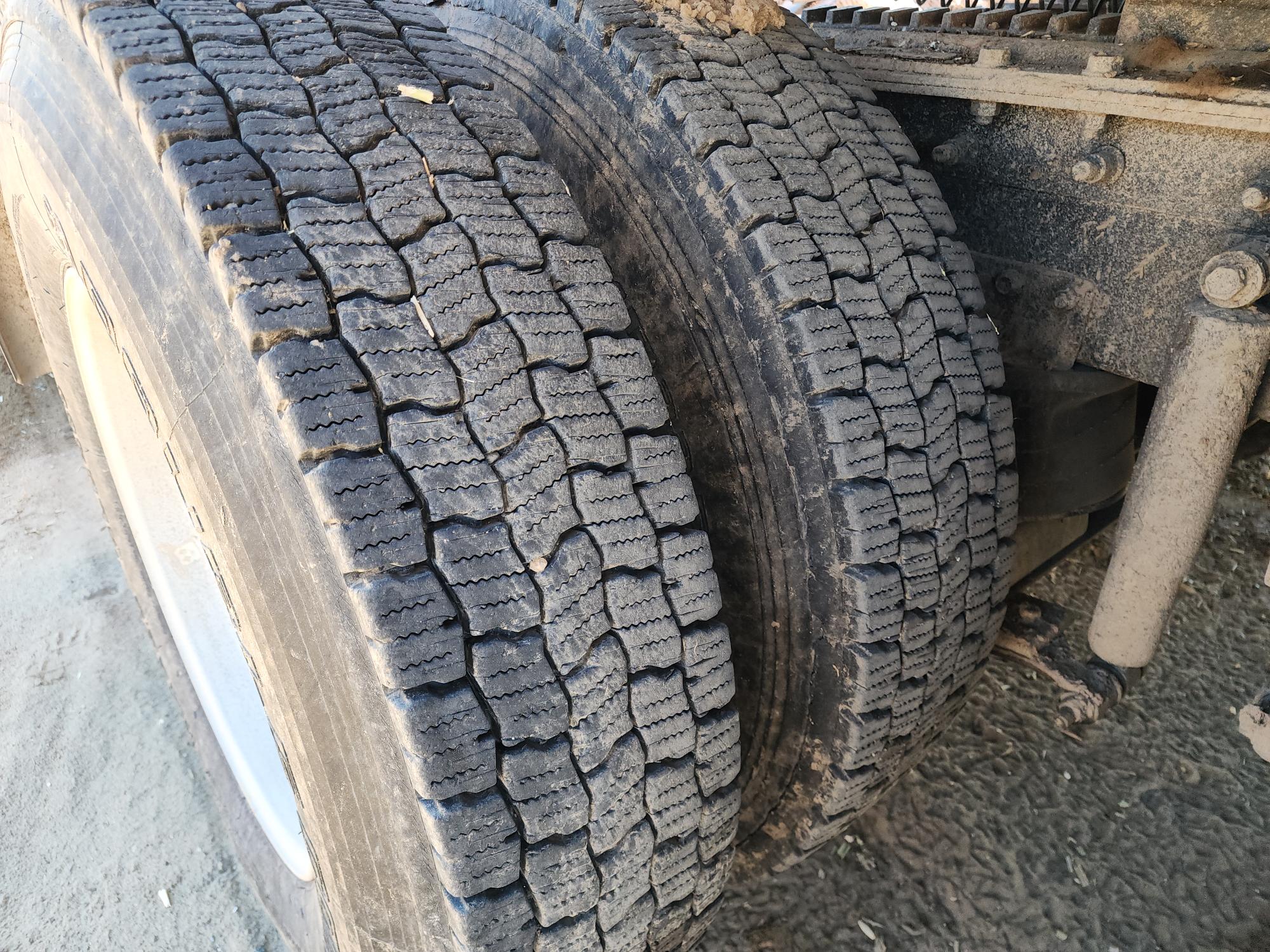 1998 INTERNATIONAL 9100 6x4 Day Cab - view 20 of 38