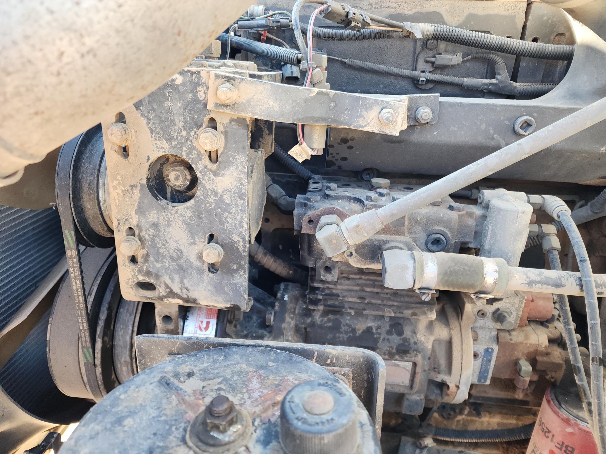 1998 INTERNATIONAL 9100 6x4 Day Cab - Image 25