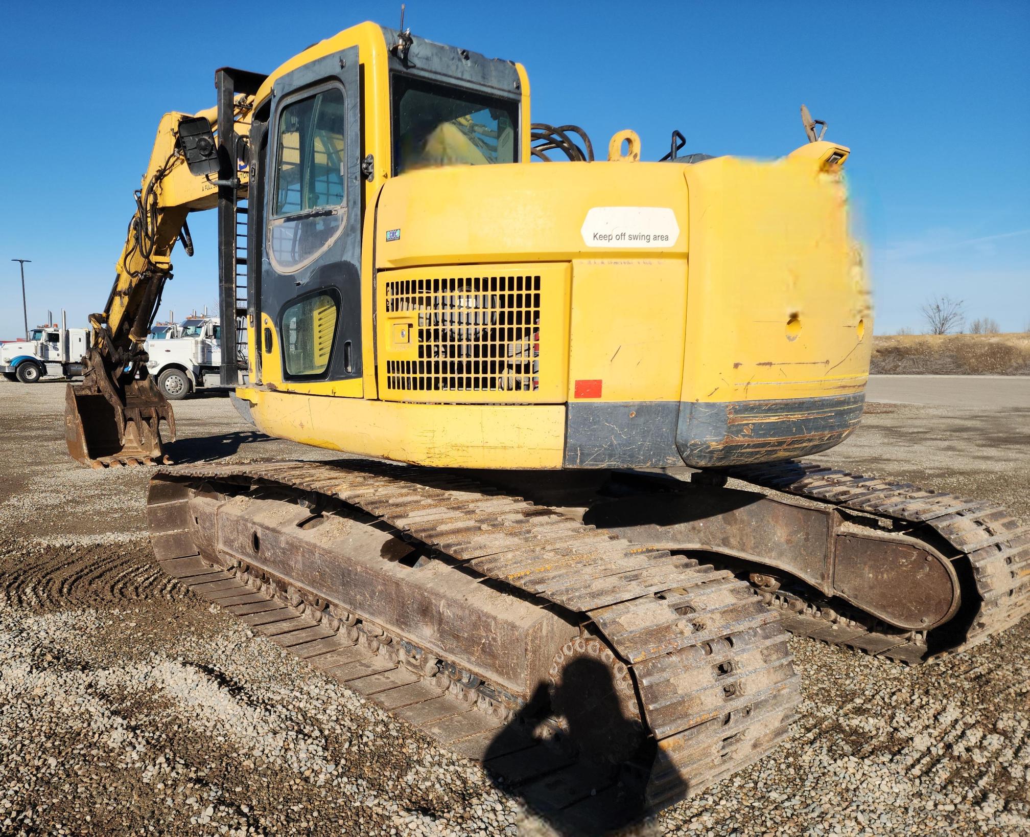 2011 KOMATSU PC228USLC-8 - view 2 of 46
