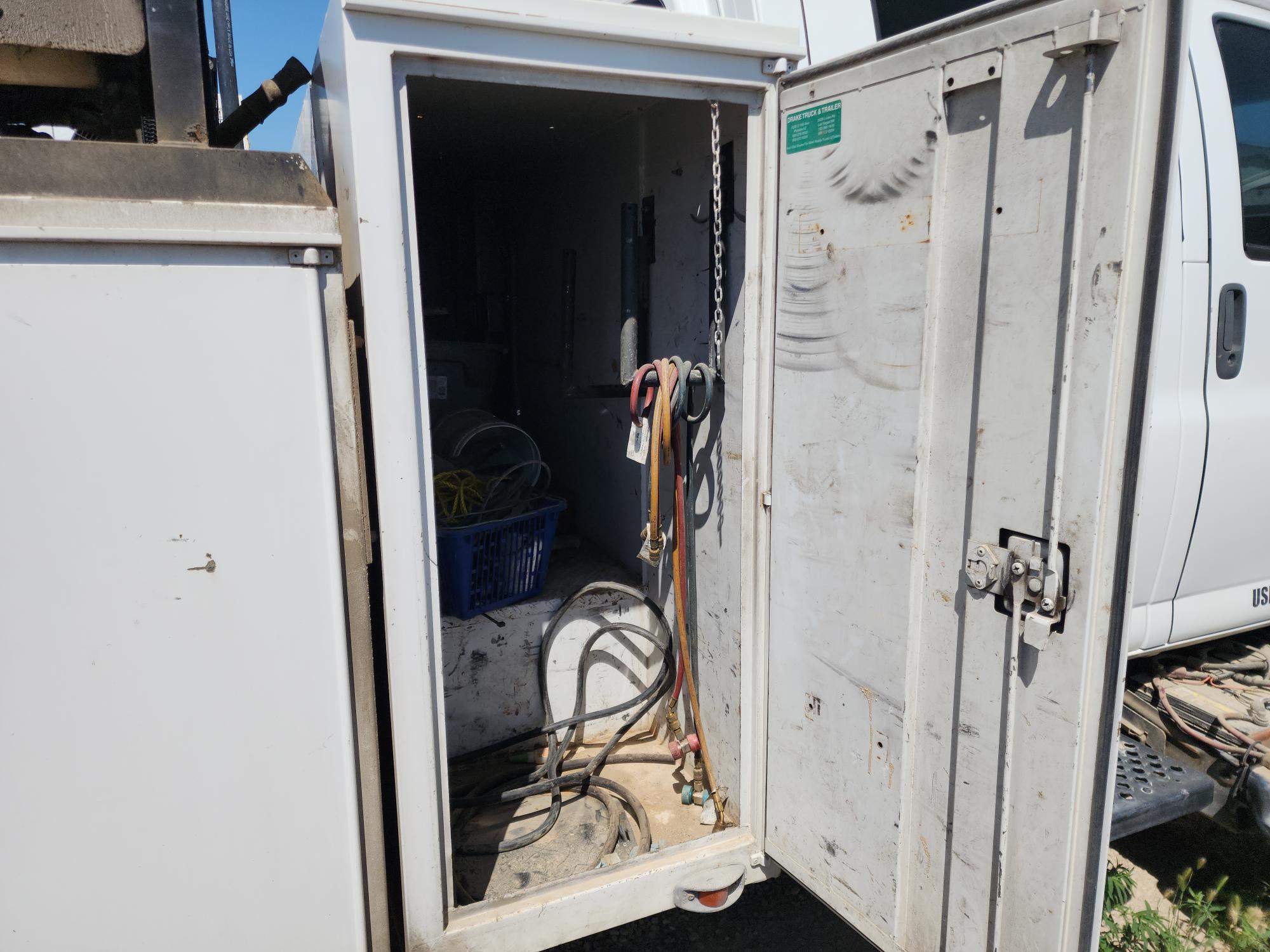 2009 CHEVROLET KODIAK C5500 Service Truck - view 15 of 41