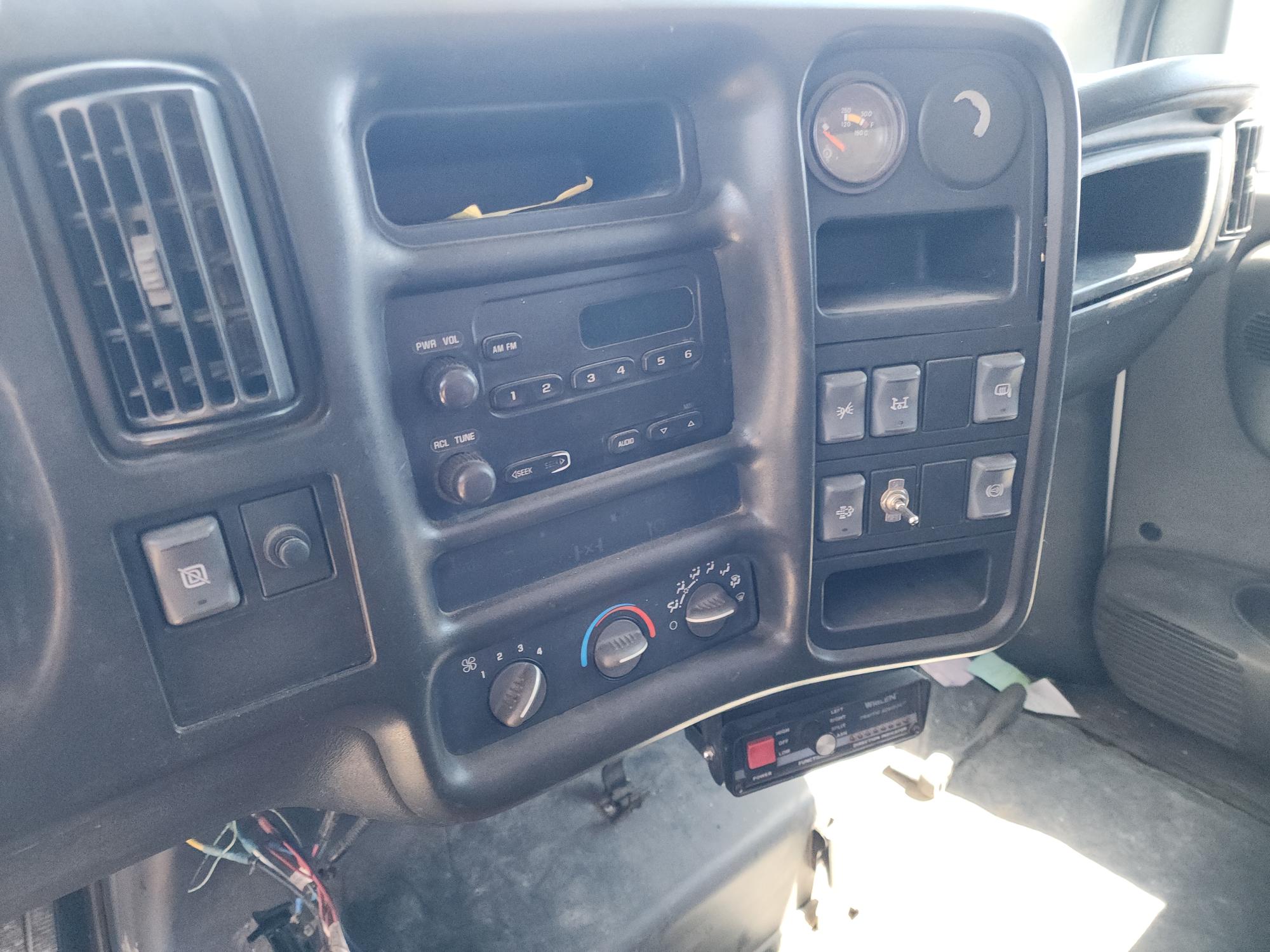 2009 CHEVROLET KODIAK C5500 Service Truck - Image 35