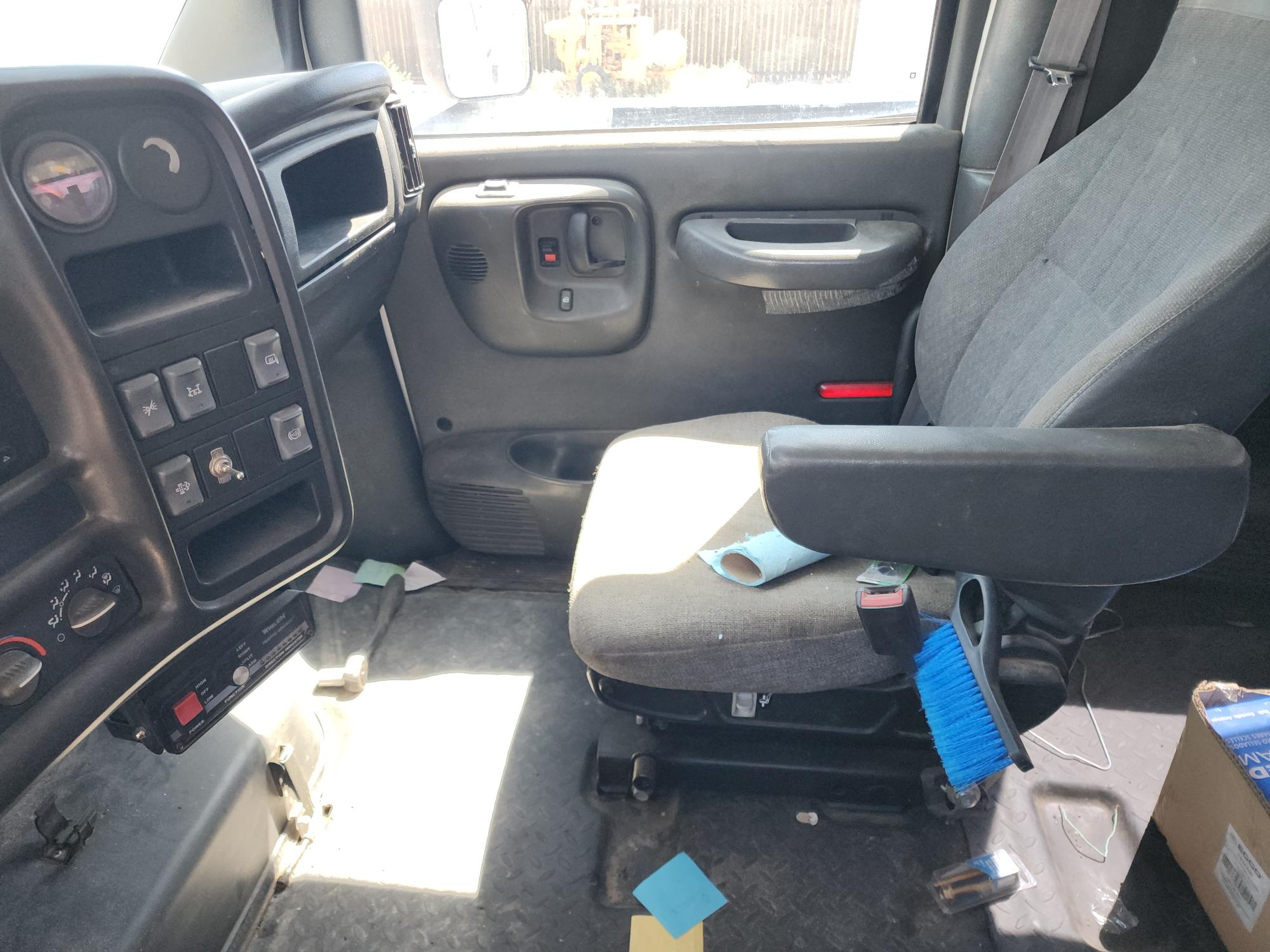 2009 CHEVROLET KODIAK C5500 Service Truck - Image 36