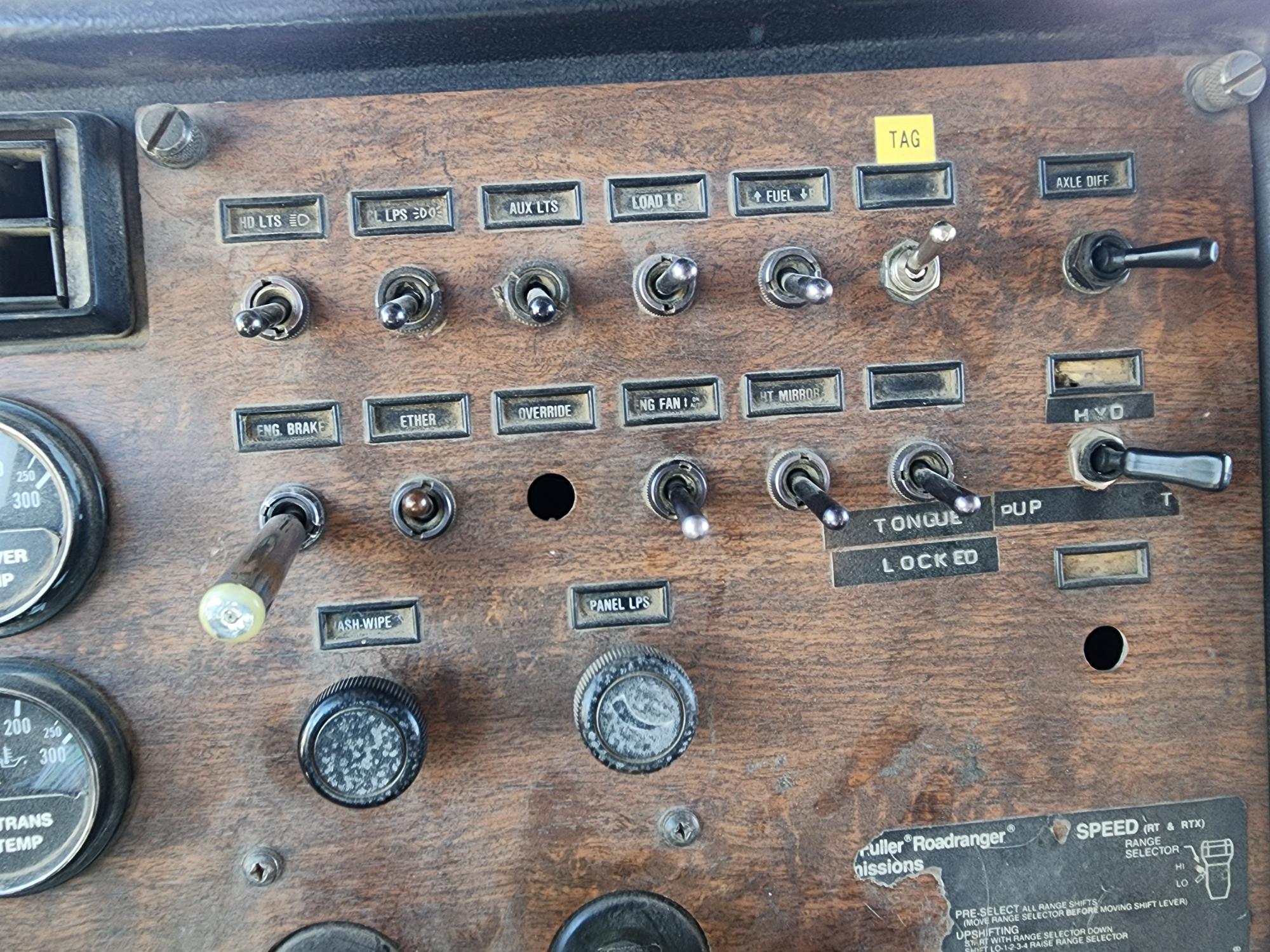 1989 PETERBILT 377 - view 11 of 44