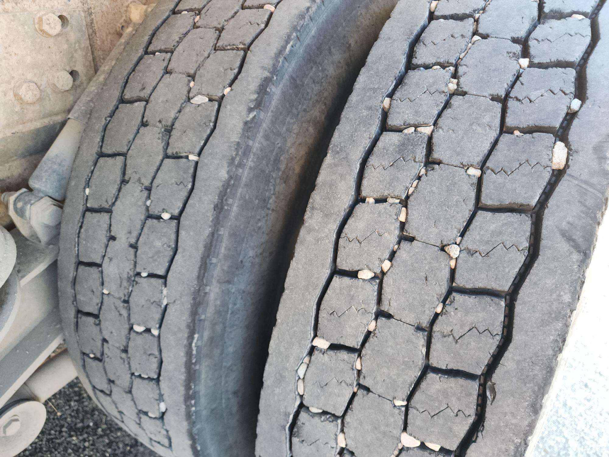 1989 PETERBILT 377 - Image 22