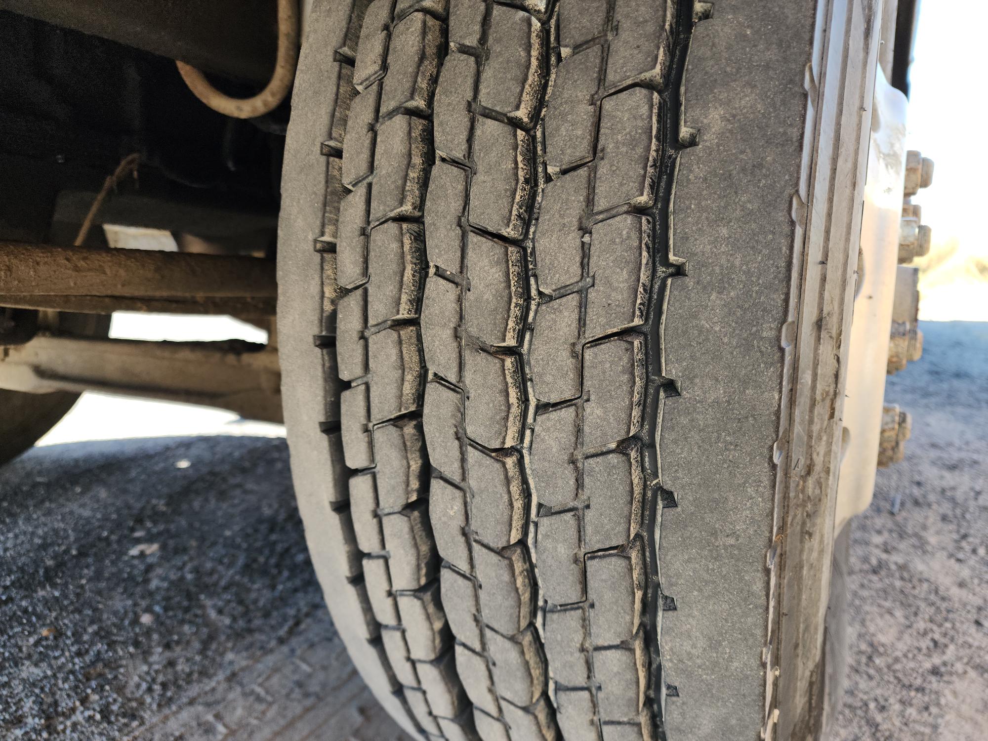 1989 PETERBILT 377 - Image 24