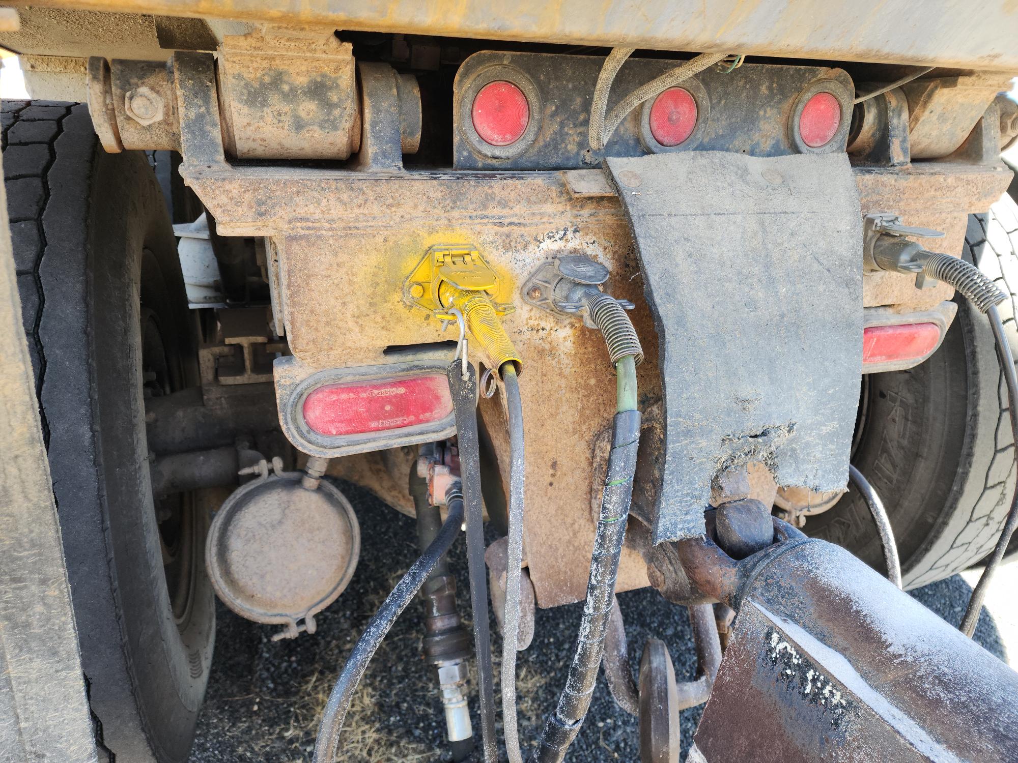 1989 PETERBILT 377 - Image 25