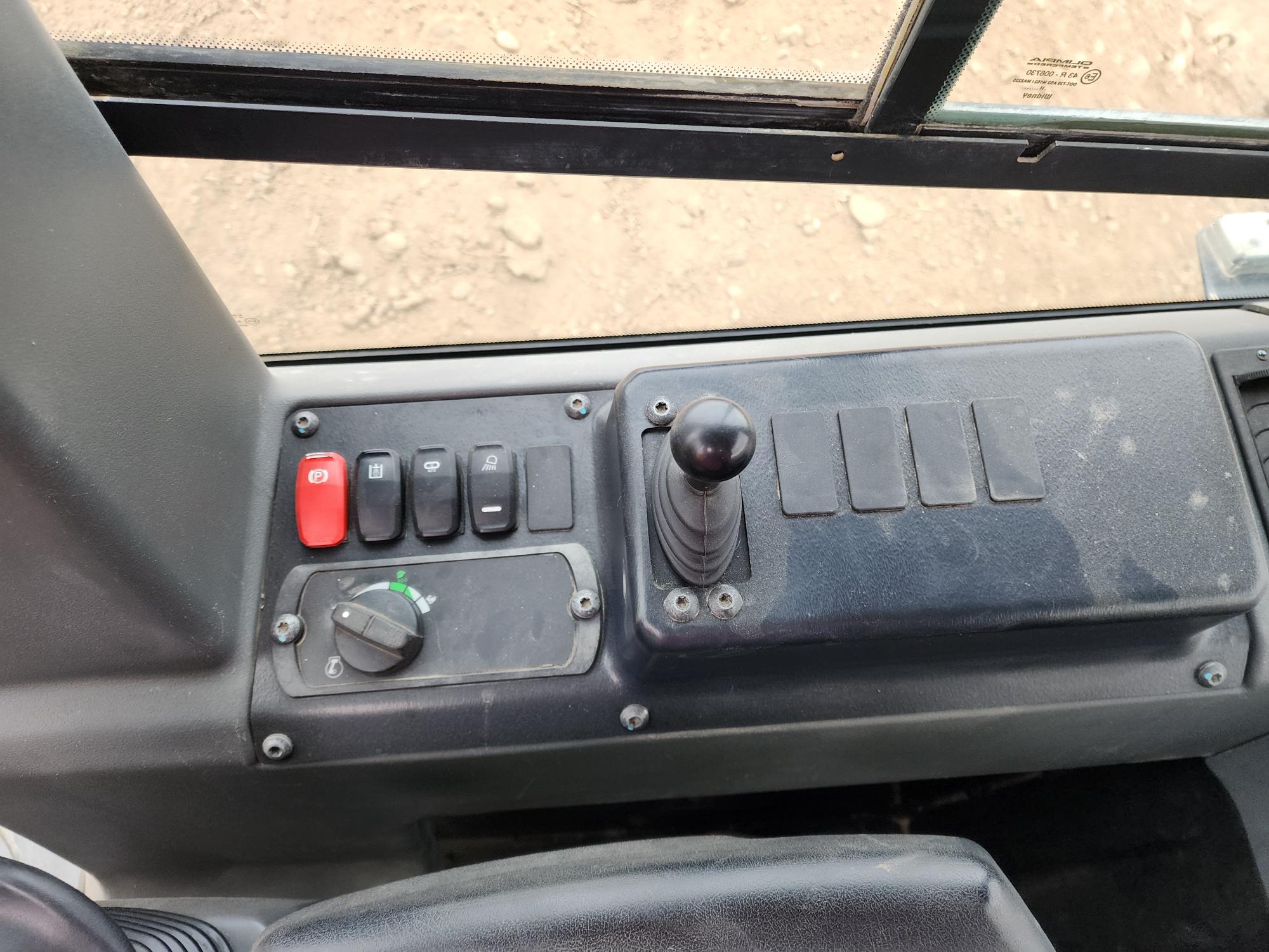 2018 CATERPILLAR D5K2 LPG - Image 16