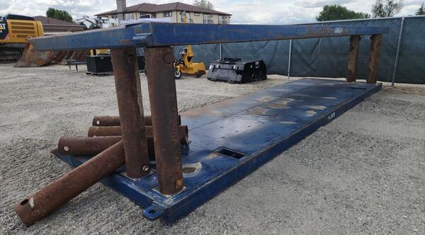 2017 GME GME 8 Foot Trench Box