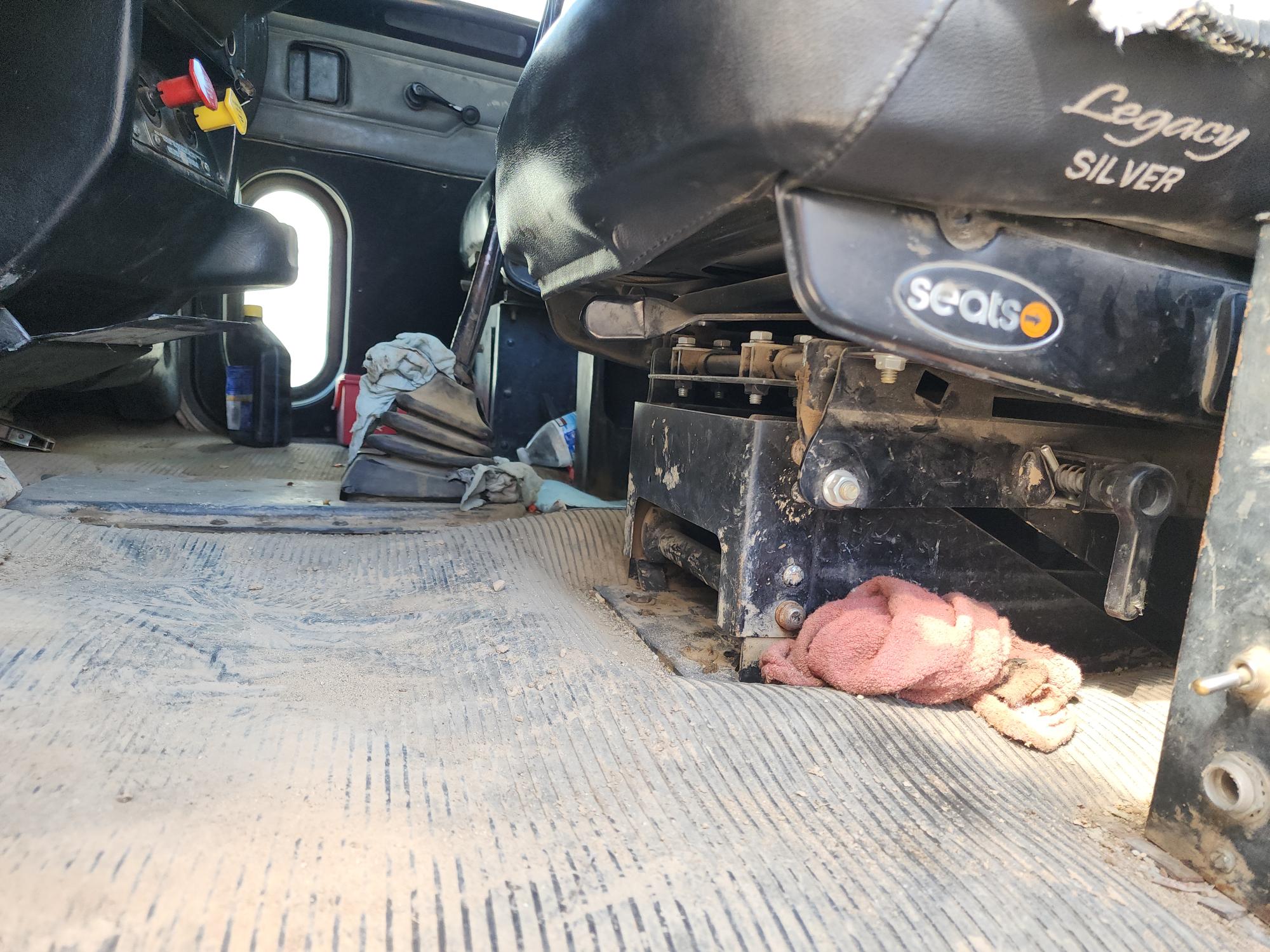 2004 PETERBILT 385 Transfer Dump - view 17 of 40