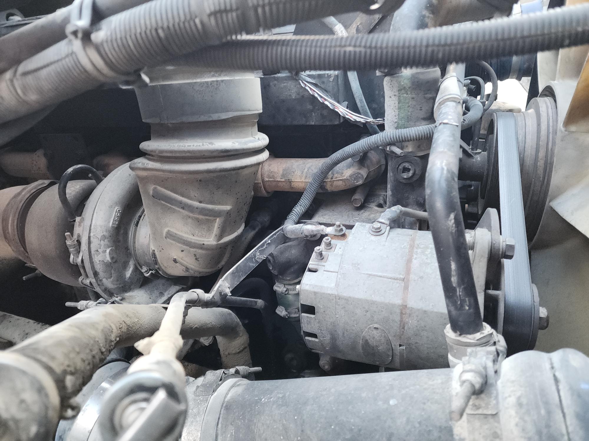 1999 FREIGHTLINER FL110 - Image 43