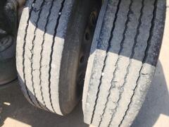 1999 FREIGHTLINER FL110 - Image 22