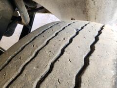 1999 FREIGHTLINER FL110 - Image 23