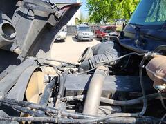 1999 FREIGHTLINER FL110 - Image 29