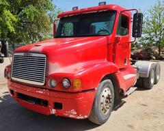 1999 FREIGHTLINER FL110 - Image 3