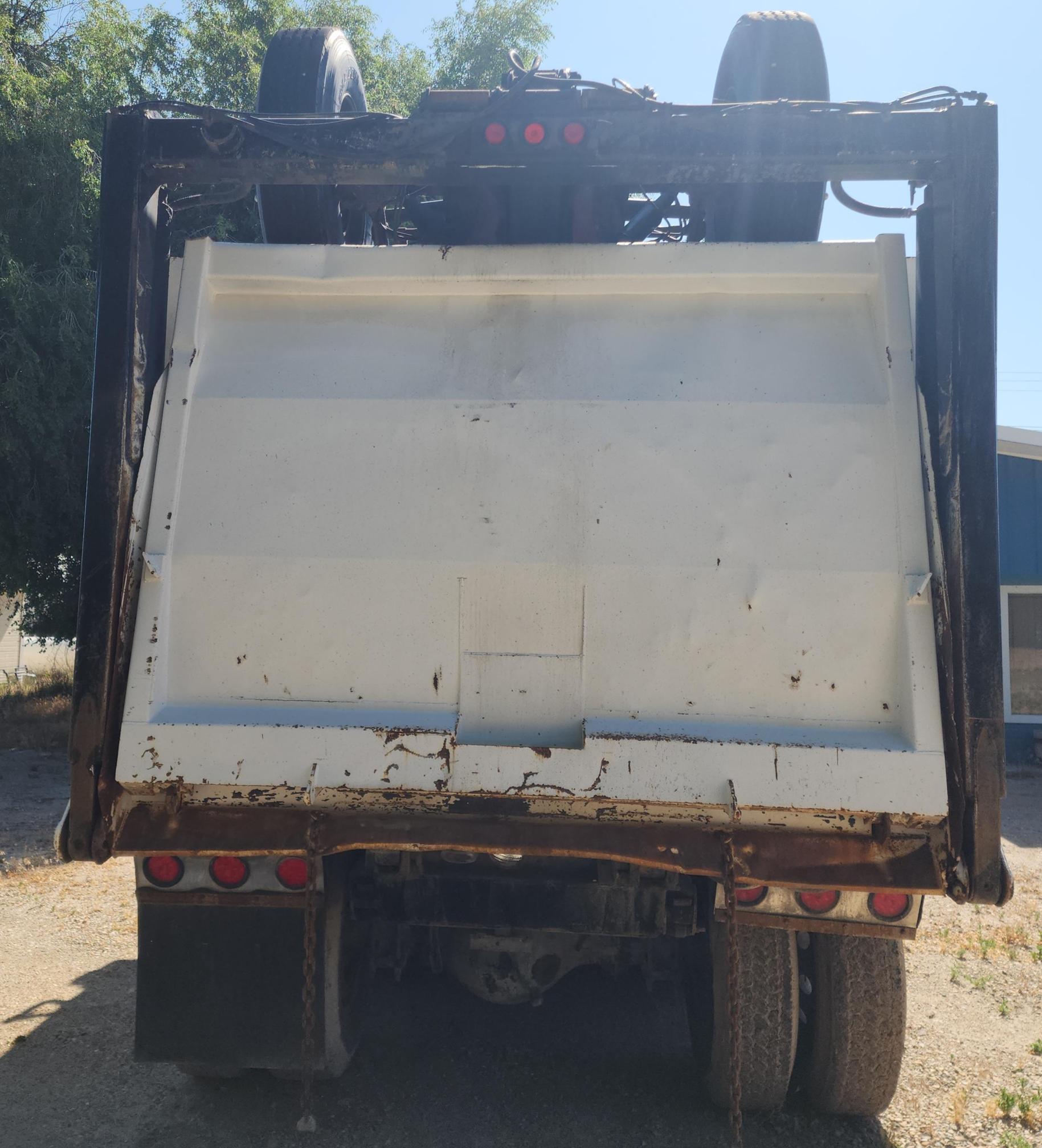 2007 PETERBILT 379 Super Dump HD - Image 7