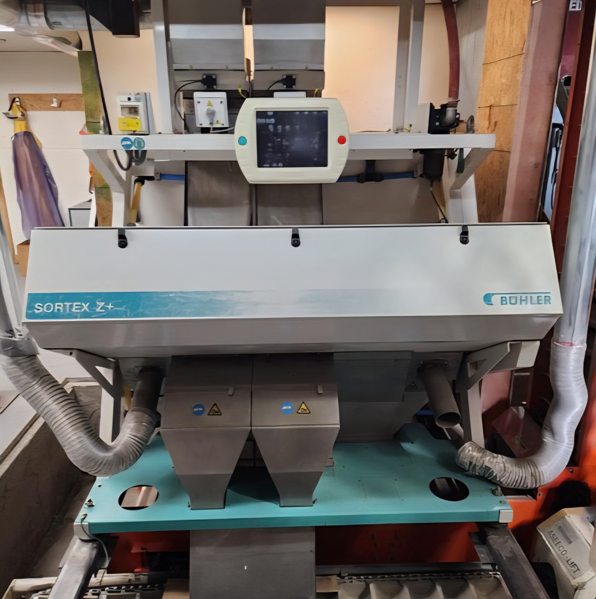2013 BUHLER SORTEX Z+2BL Color Sorter