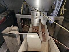 2004 WEIGHPACK PAXIOM AEF-1 Vibratory Scale - Image 1