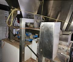 2004 WEIGHPACK PAXIOM AEF-1 Vibratory Scale - Image 2