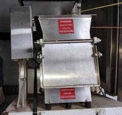 2004 WEIGHPACK PAXIOM AEF-1 Vibratory Scale - Image 3