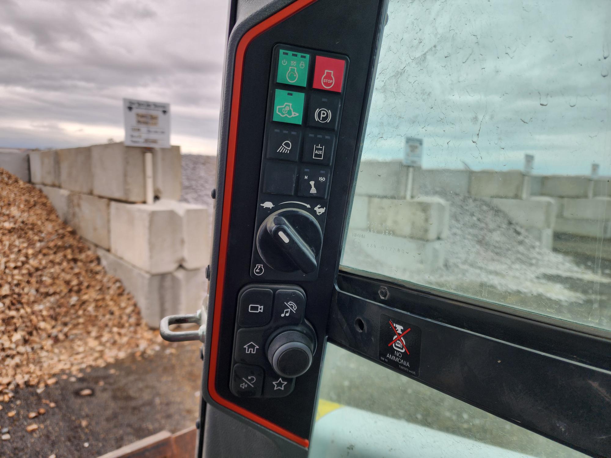 2022 BOBCAT T76 R - view 11 of 37