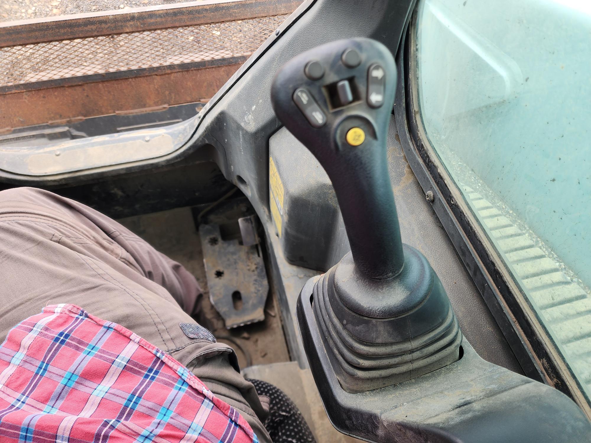 2022 BOBCAT T76 R - view 12 of 37