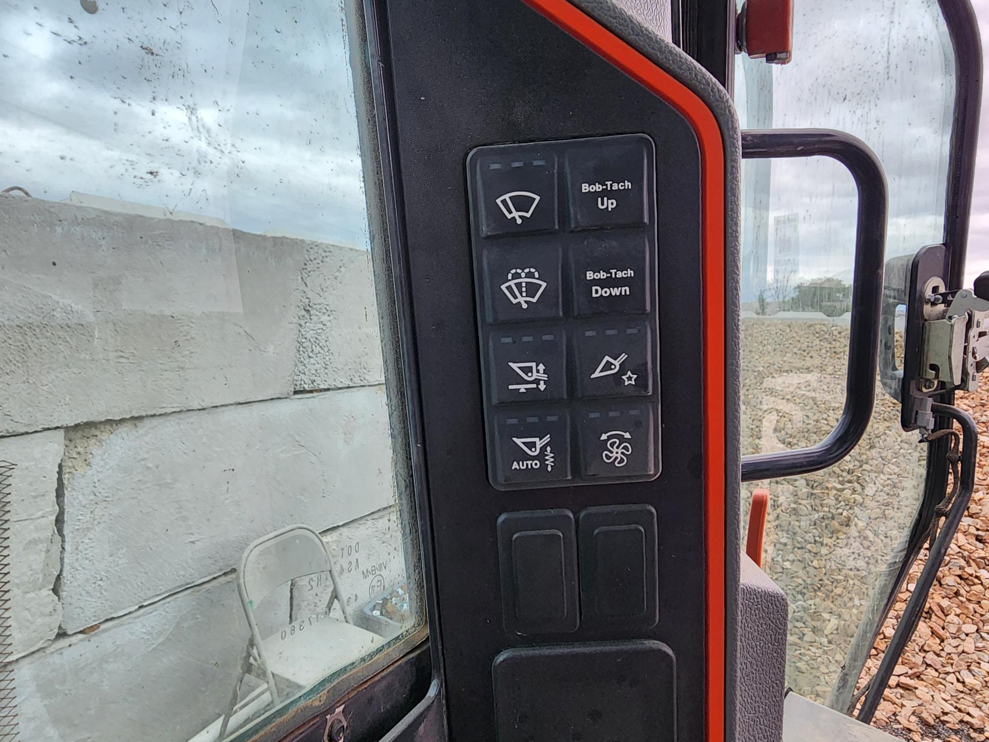 2022 BOBCAT T76 R - view 14 of 37