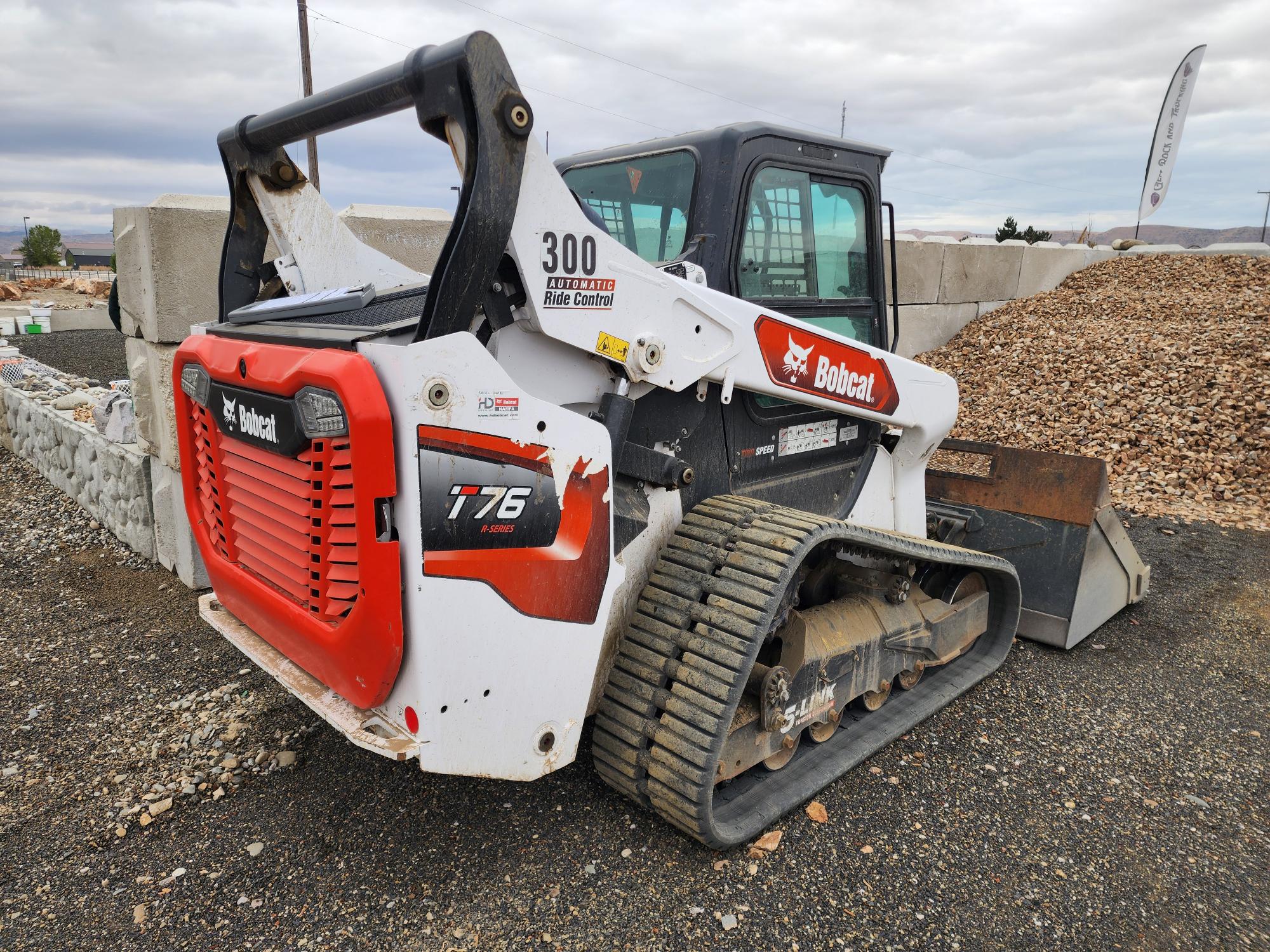 2022 BOBCAT T76 R - view 7 of 37