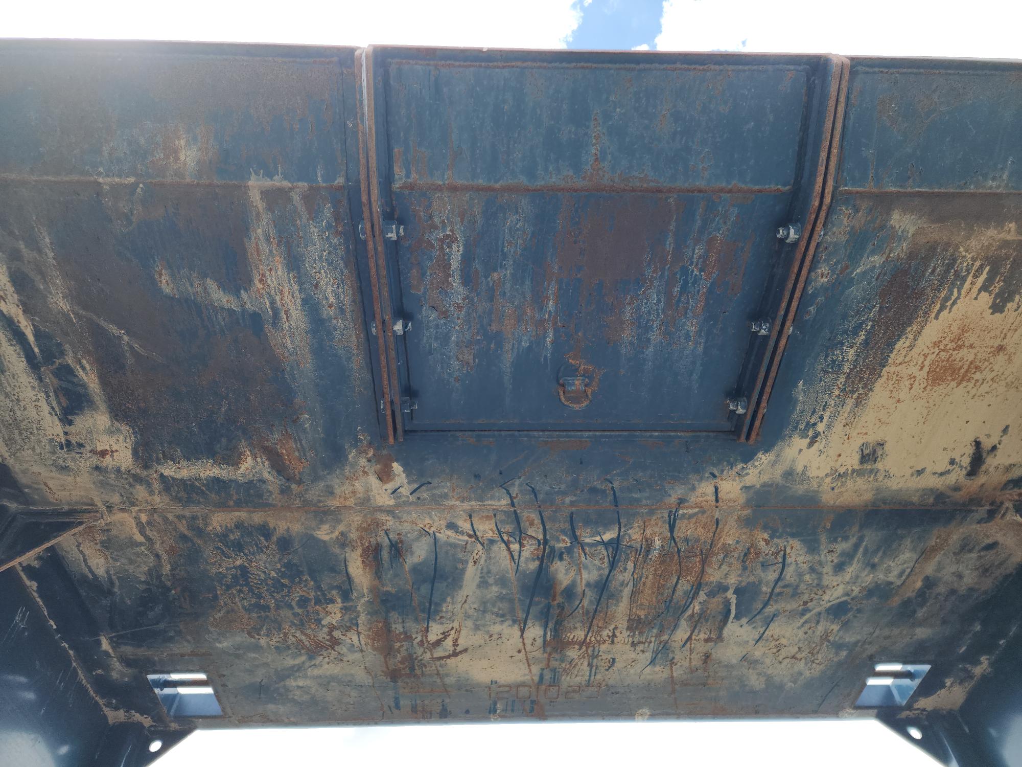 2014 GME 8' MANHOLE BOX - view 3 of 8